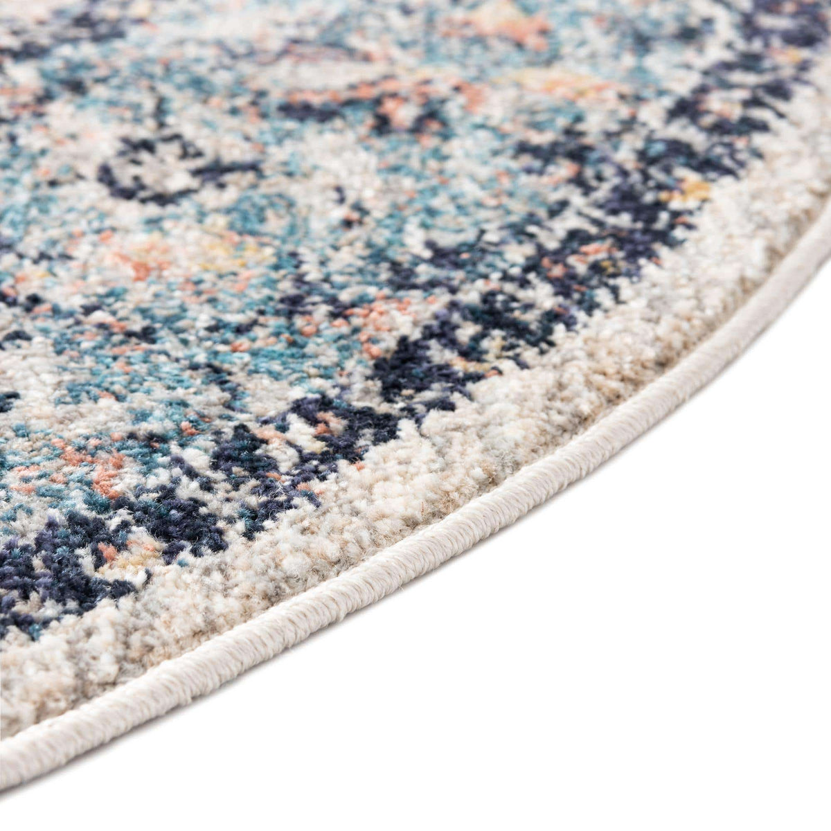Oval Teppich Lola in Blau von Hadorn™ - Lifestyle Image