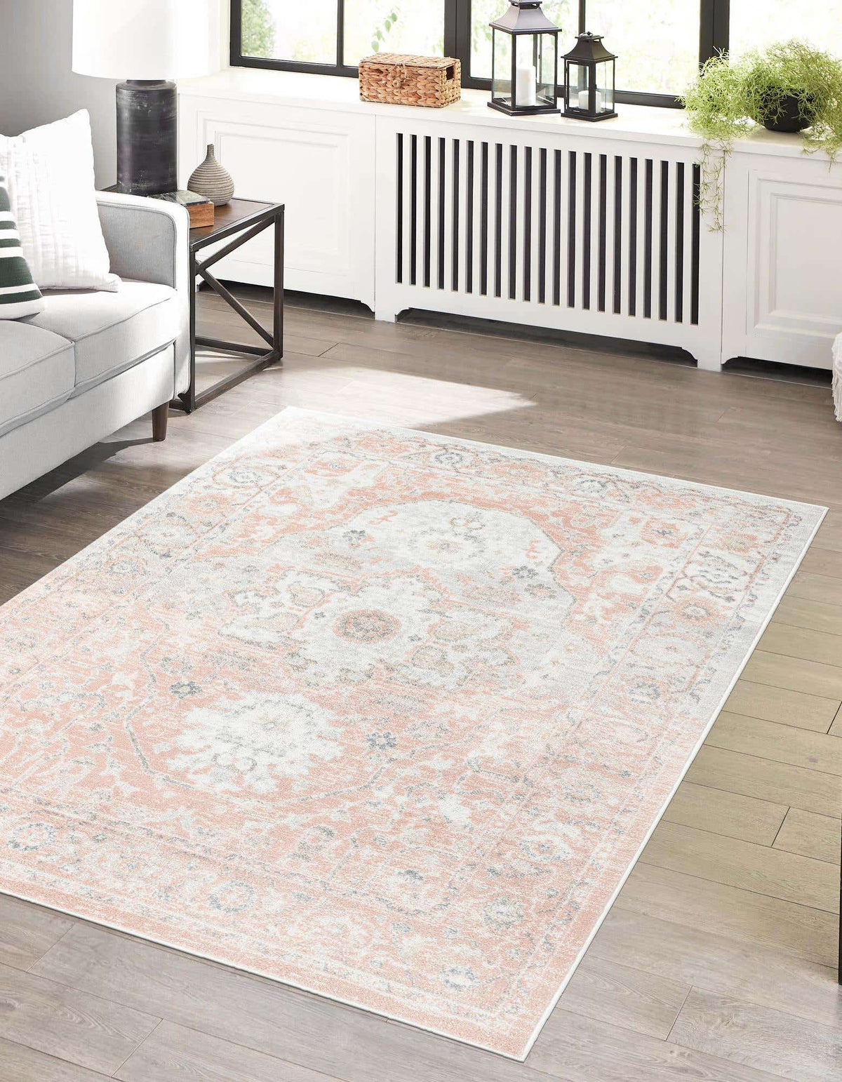Rechteck Teppich Madeline Vintage in Rosa von Hadorn™ - Lifestyle Image