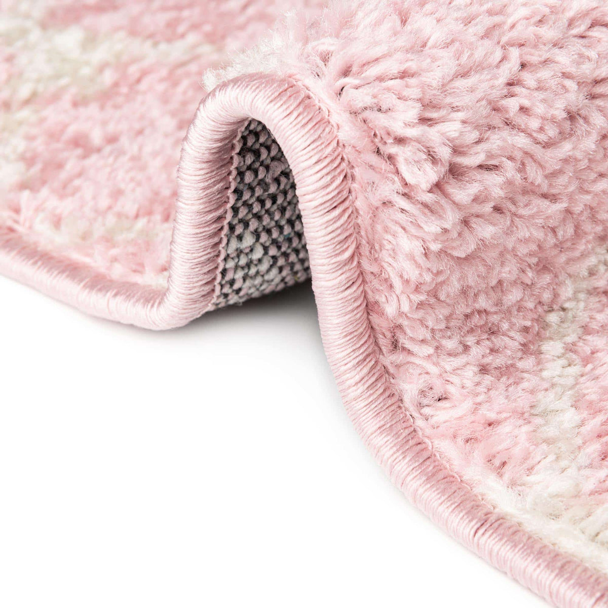 Rechteck Teppich Moroccan Trellis in Rosa von Hadorn™ - Lifestyle Image