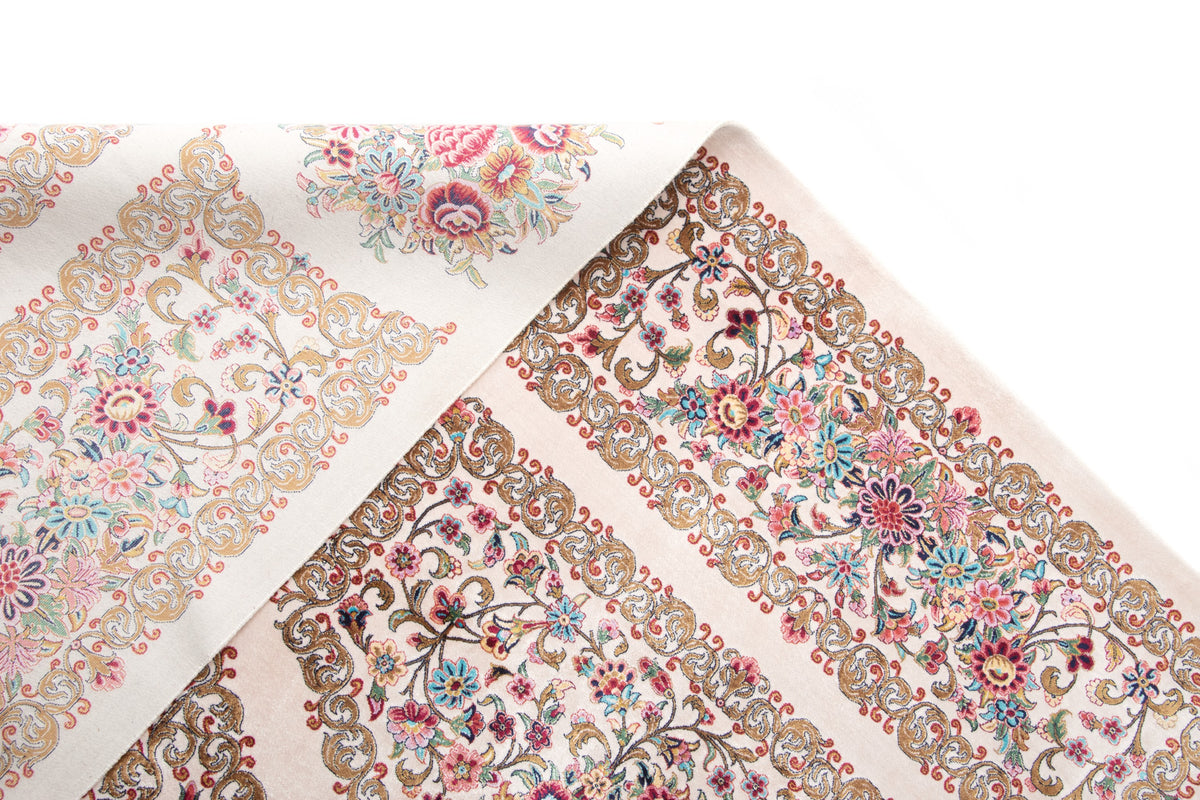 Rechteck Teppich Ghom Design in Rosa von Hadorn™ - Lifestyle Image
