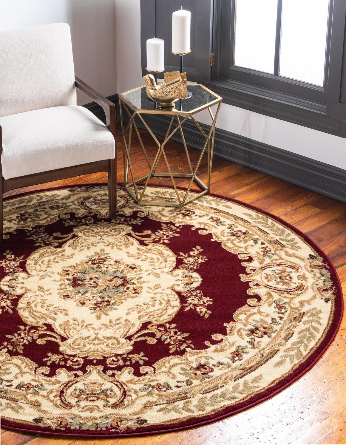 Rund Teppich Classic Aubusson in Rot von Hadorn™ - Lifestyle Image